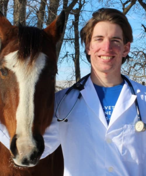 Glencoe-Veterinary-Clinic-team-Logan Harris